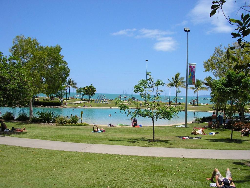 Whitsunday On The Beach Airlie Beach Eksteriør bilde