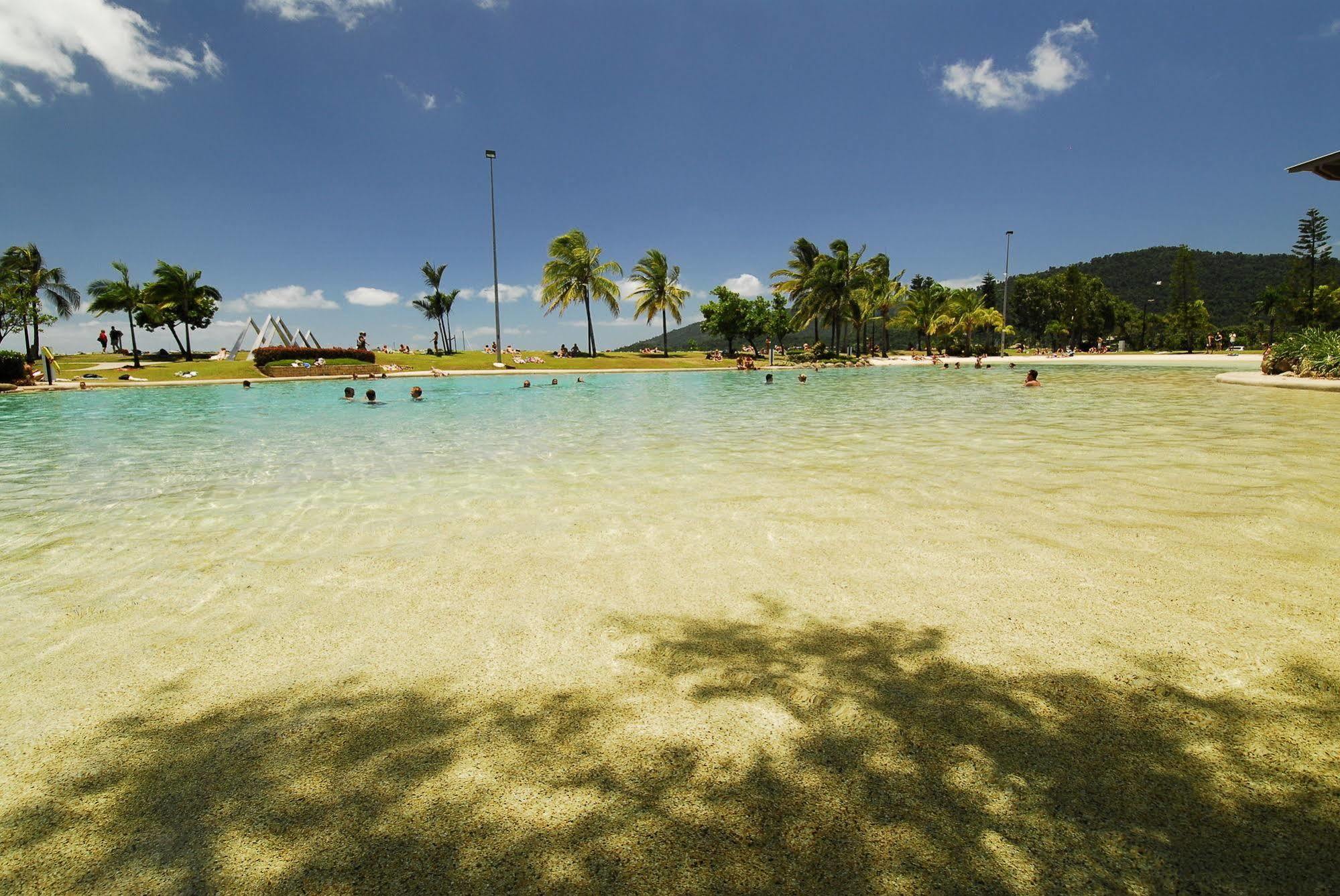 Whitsunday On The Beach Airlie Beach Eksteriør bilde